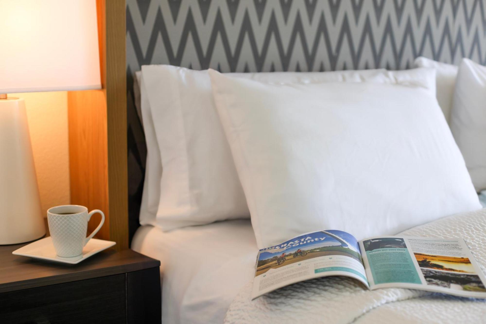 Holiday Inn Redding By Ihg Zewnętrze zdjęcie
