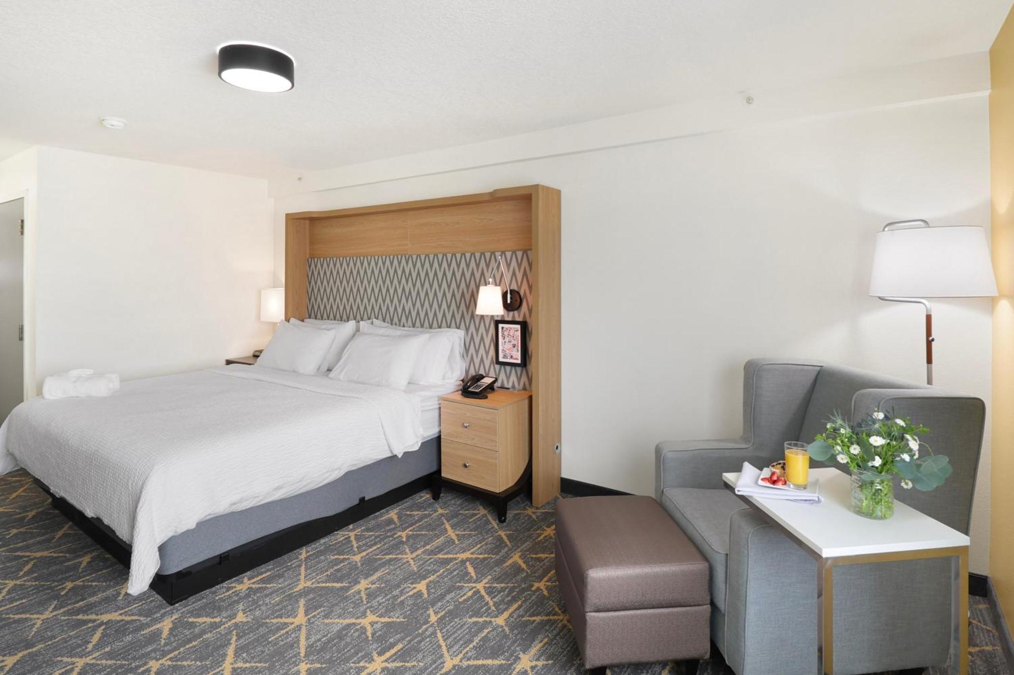 Holiday Inn Redding By Ihg Zewnętrze zdjęcie